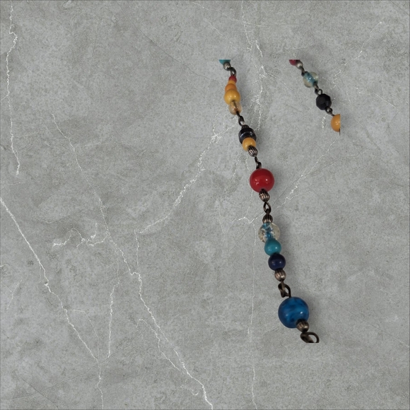 Vintage Red and Blue Beaded Necklace - Picture 3 of 7